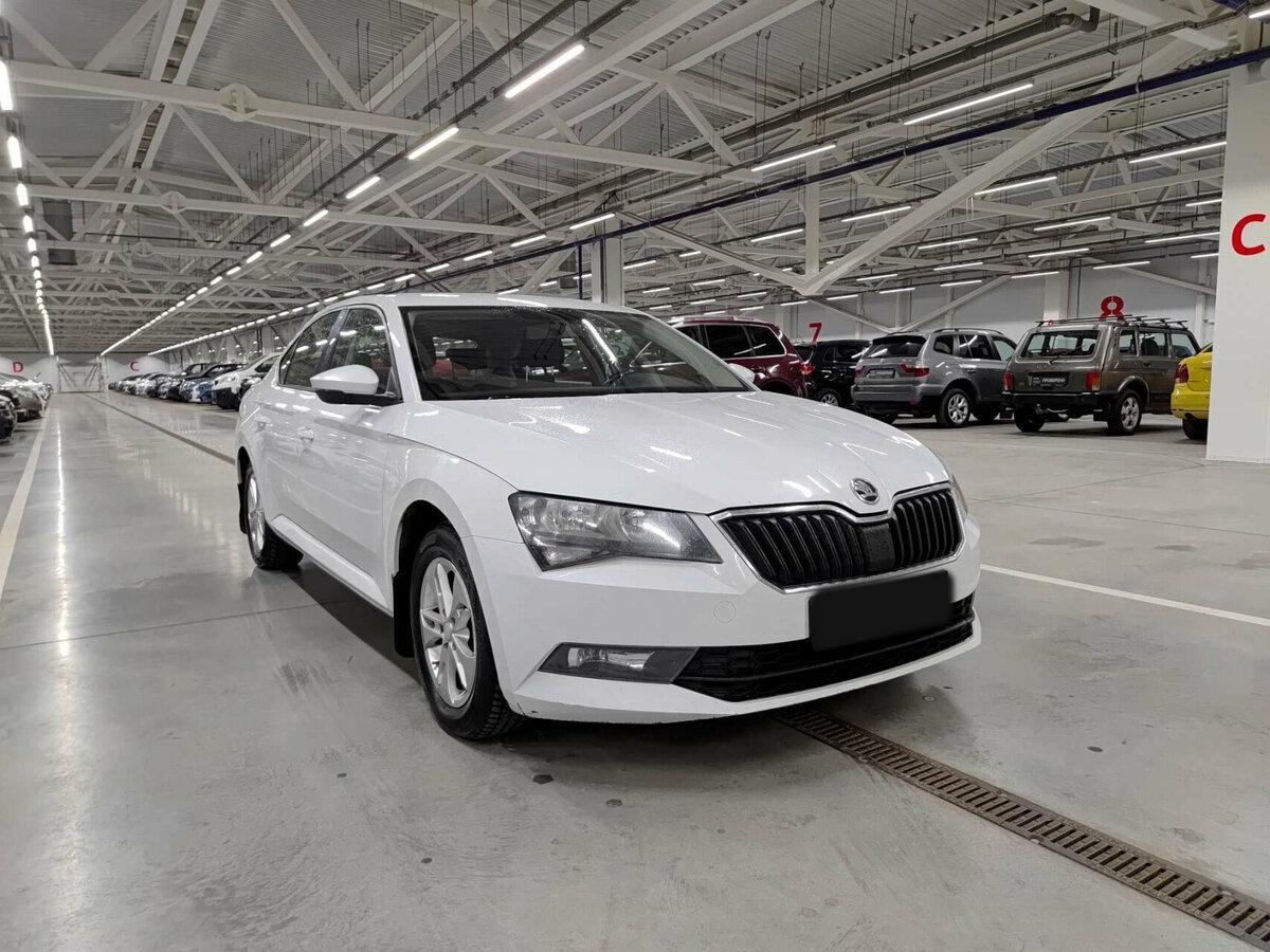Купить Skoda Superb, 2016, 244 516 км.. Фото: #2