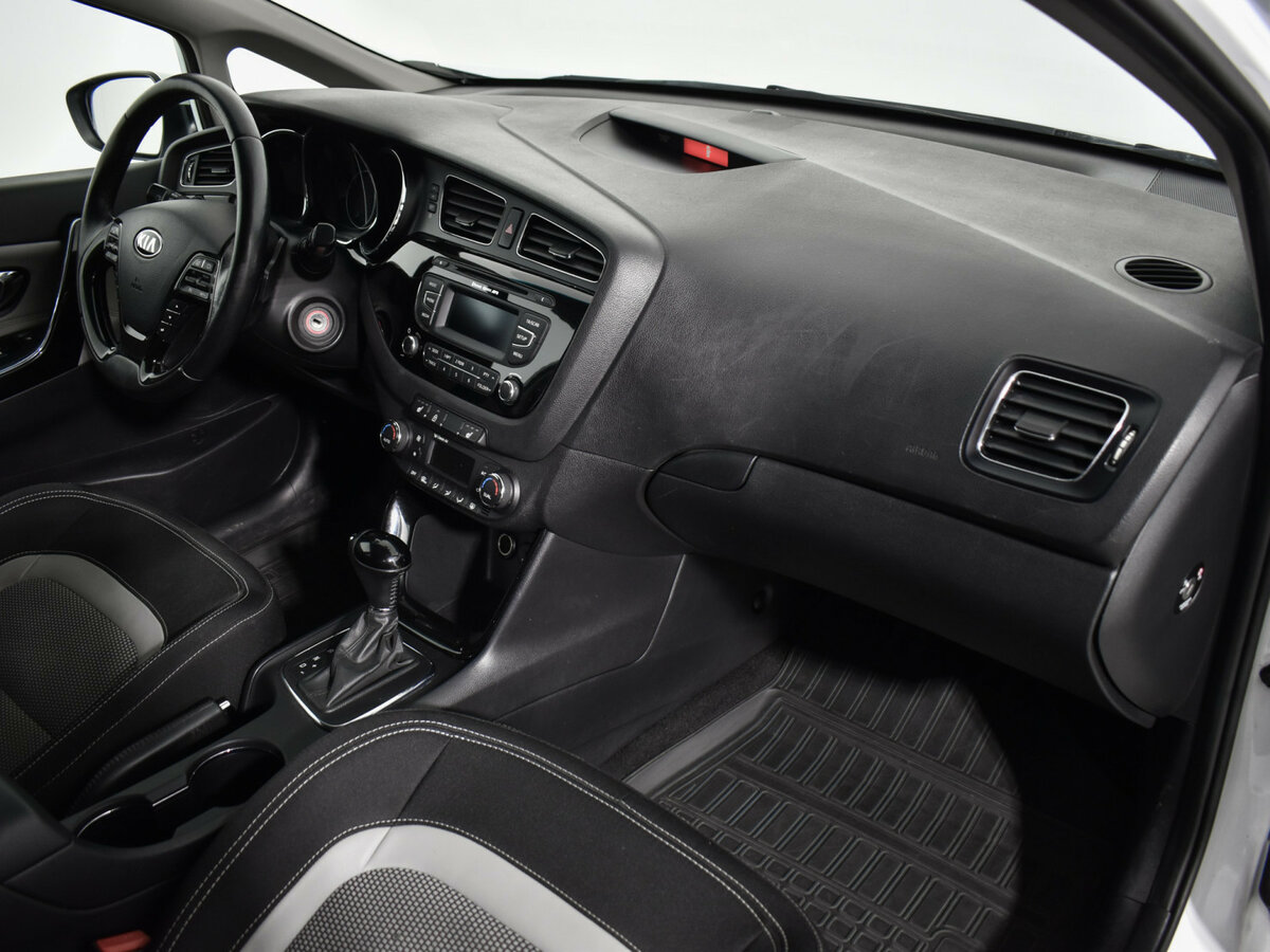 Купить Kia Ceed, 2013, 125 002 км.. Фото: #11