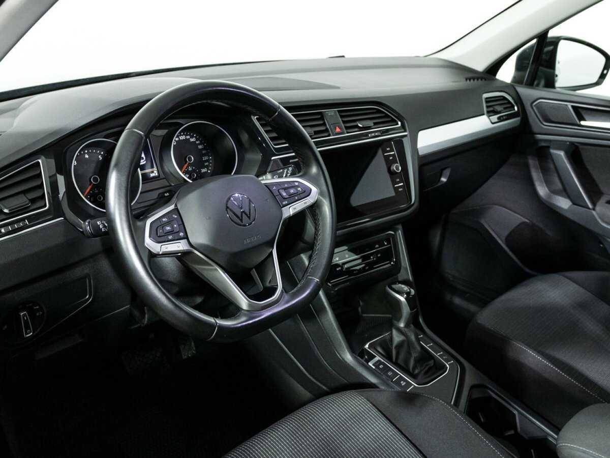 Купить Volkswagen Tiguan, 2020, 66 995 км.. Фото: #10