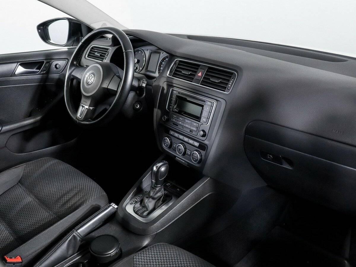 Купить Volkswagen Jetta, 2014, 112 450 км.. Фото: #6