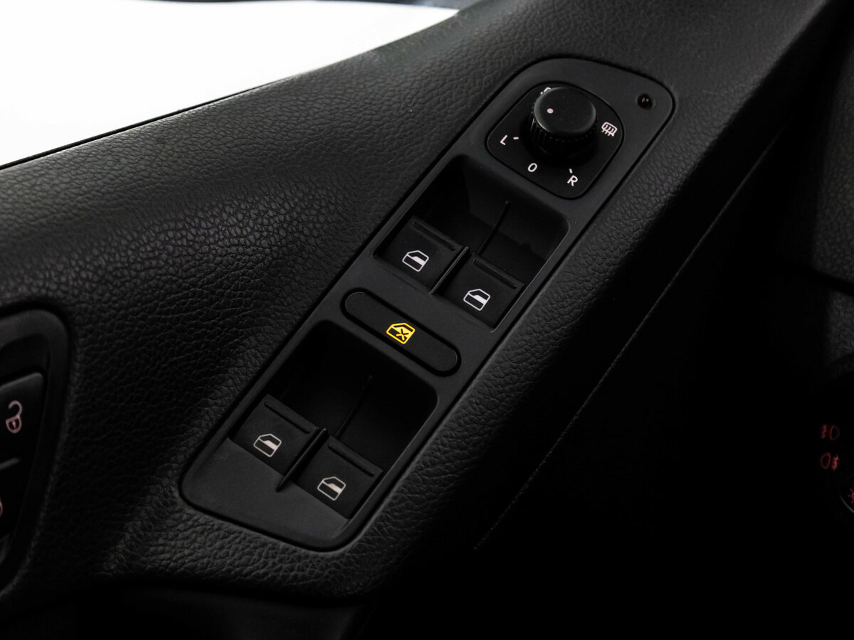 Купить Volkswagen Tiguan, 2014, 113 675 км.. Фото: #19