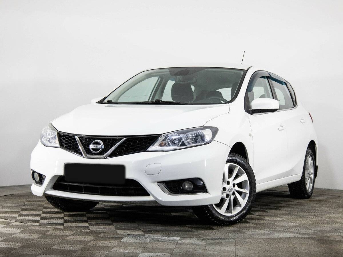 Купить Nissan Tiida, 2015, 122 139 км.. Посмотреть фото
