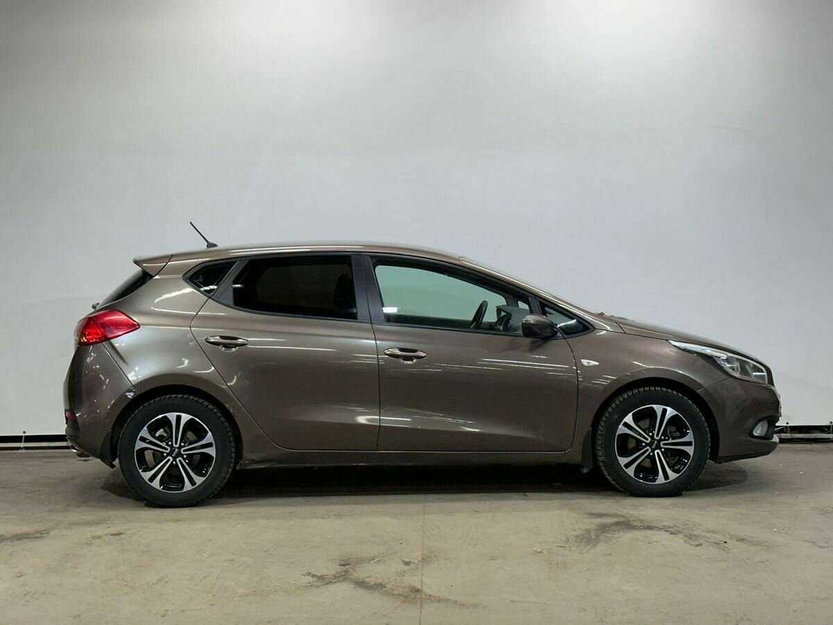 Купить Kia Ceed, 2013, 151 896 км.. Фото: #3