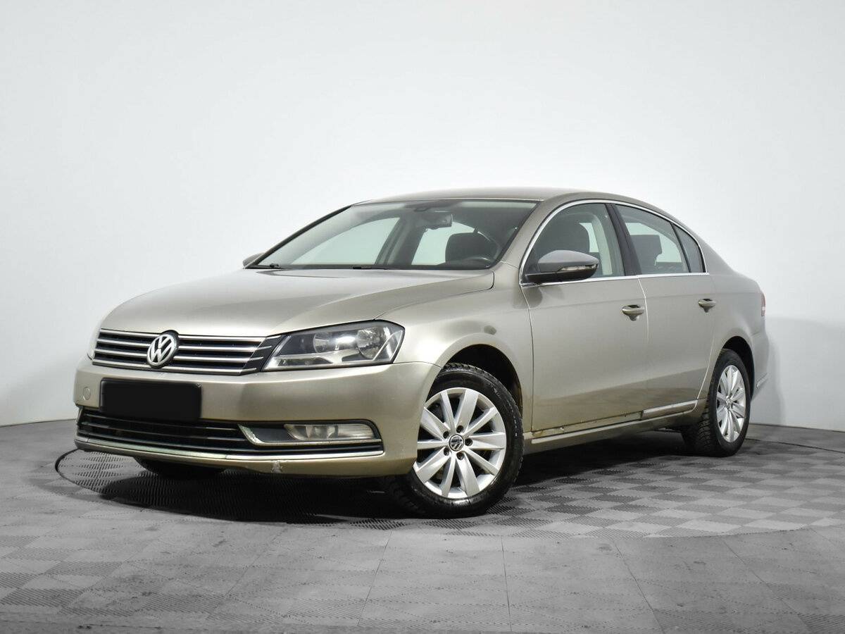 Купить Volkswagen Passat, 2012, 280 564 км.. Посмотреть фото