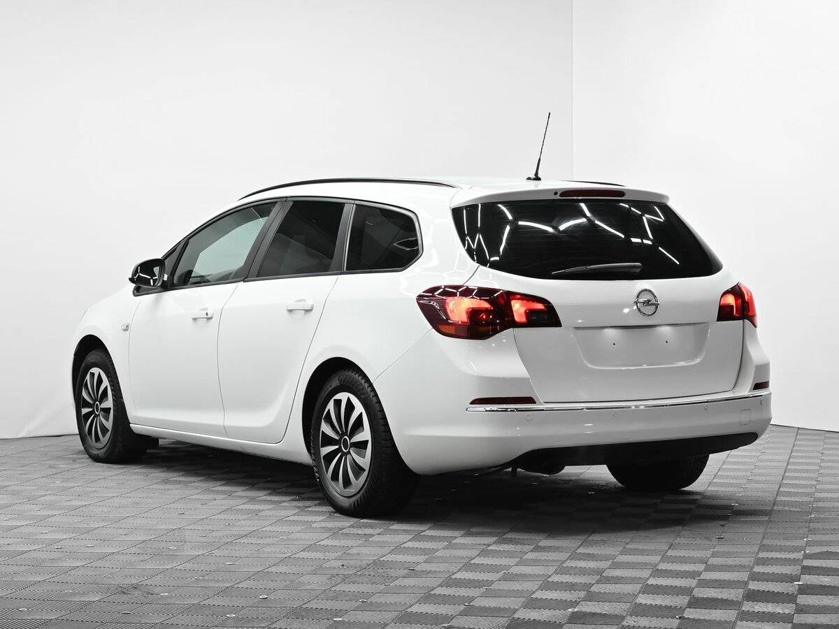 Купить Opel Astra, 2012, 162 000 км.. Фото: #2