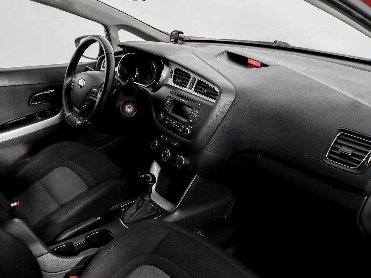 Купить Kia Ceed, 2014, 76 188 км.. Фото: #10