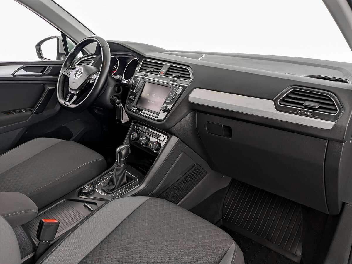 Купить Volkswagen Tiguan, 2017, 107 312 км.. Фото: #8