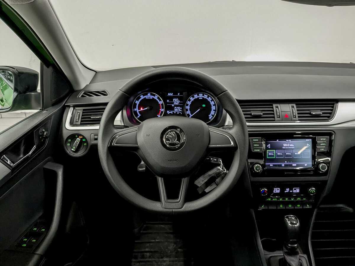 Купить Skoda Rapid, 2018, 99 917 км.. Фото: #18