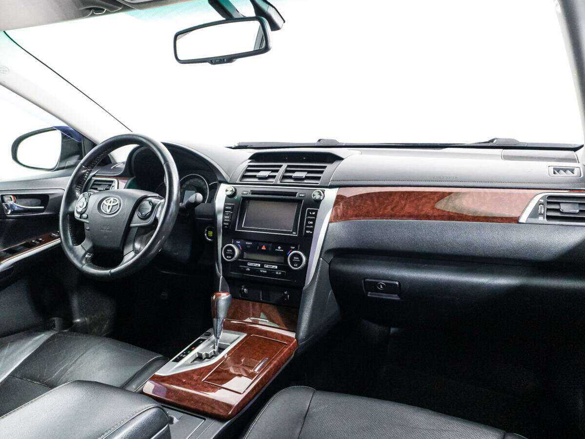 Купить Toyota Camry, 2013, 252 001 км.. Фото: #8