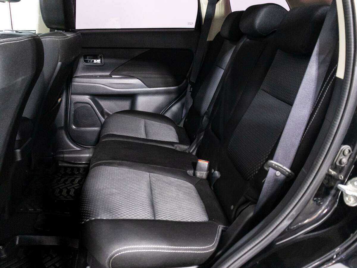 Купить Mitsubishi Outlander, 2016, 230 432 км.. Фото: #9