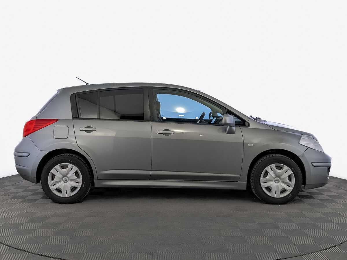 Купить Nissan Tiida, 2013, 128 468 км.. Фото: #3