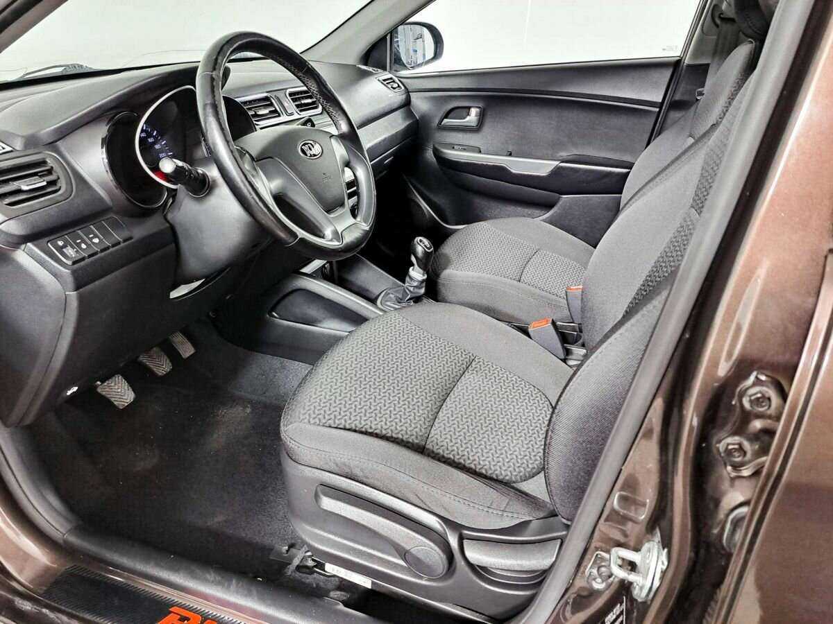 Купить Kia Rio, 2015, 124 731 км.. Фото: #13