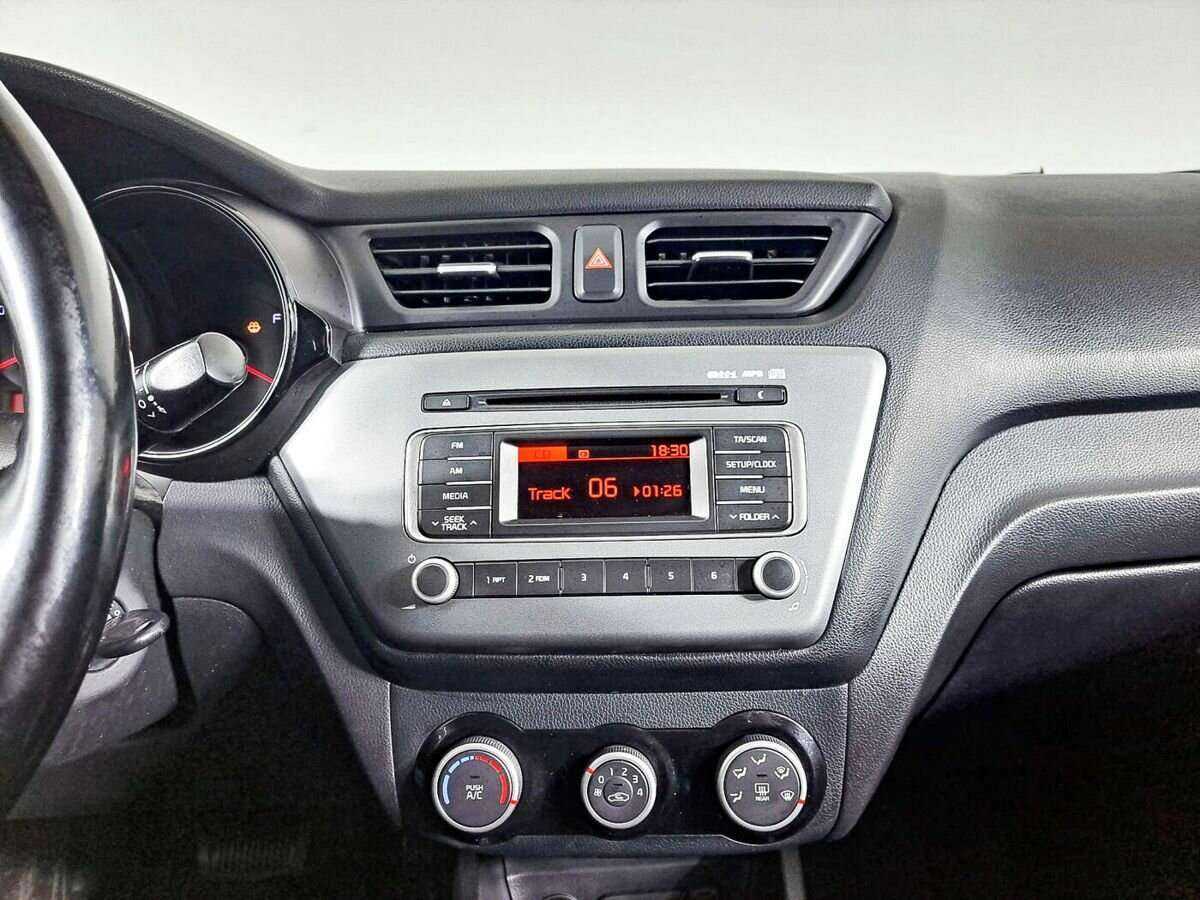 Купить Kia Rio, 2015, 130 046 км.. Фото: #12