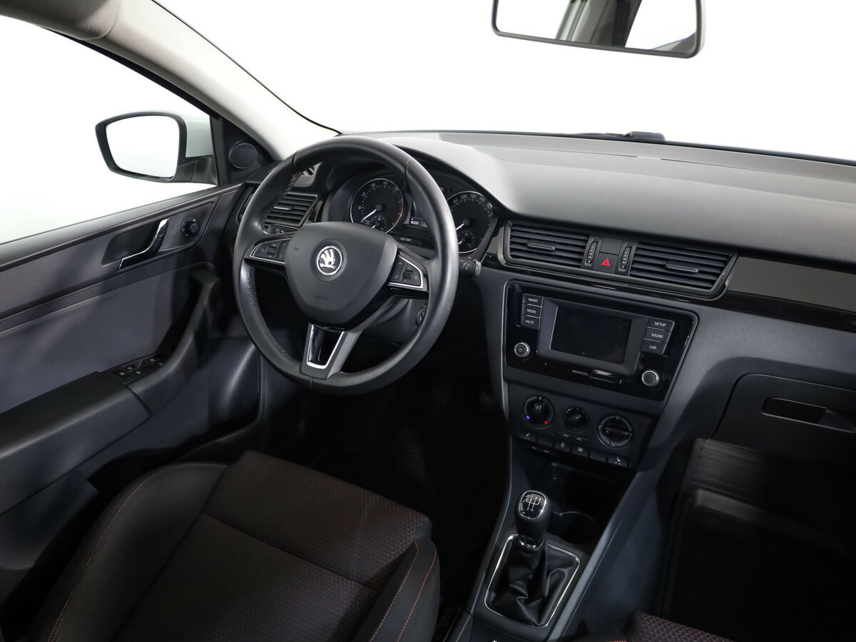 Купить Skoda Rapid, 2015, 56 253 км.. Фото: #6