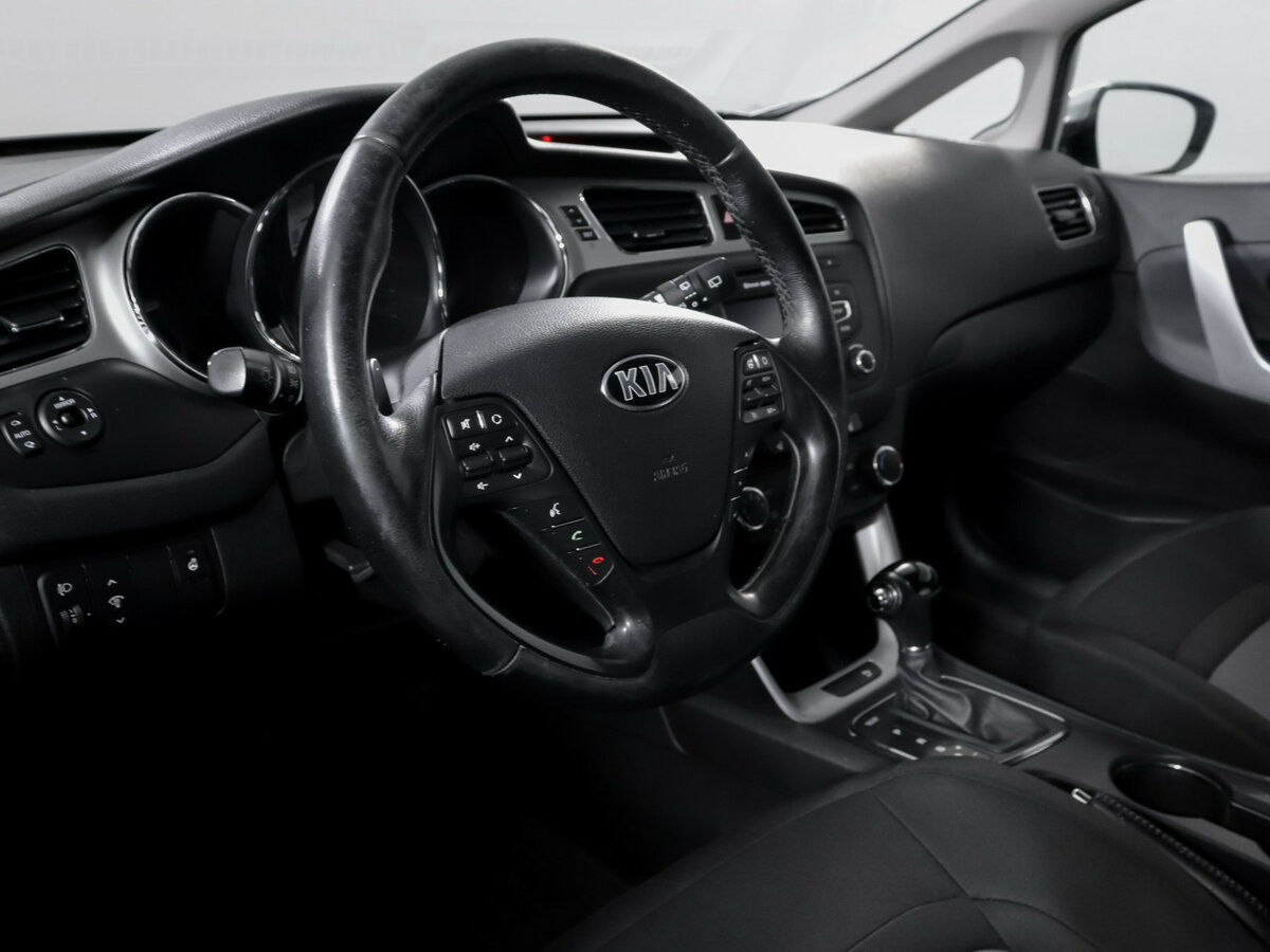Купить Kia Ceed, 2014, 230 915 км.. Фото: #10