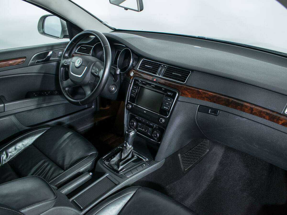 Купить Skoda Superb, 2013, 130 237 км.. Фото: #8
