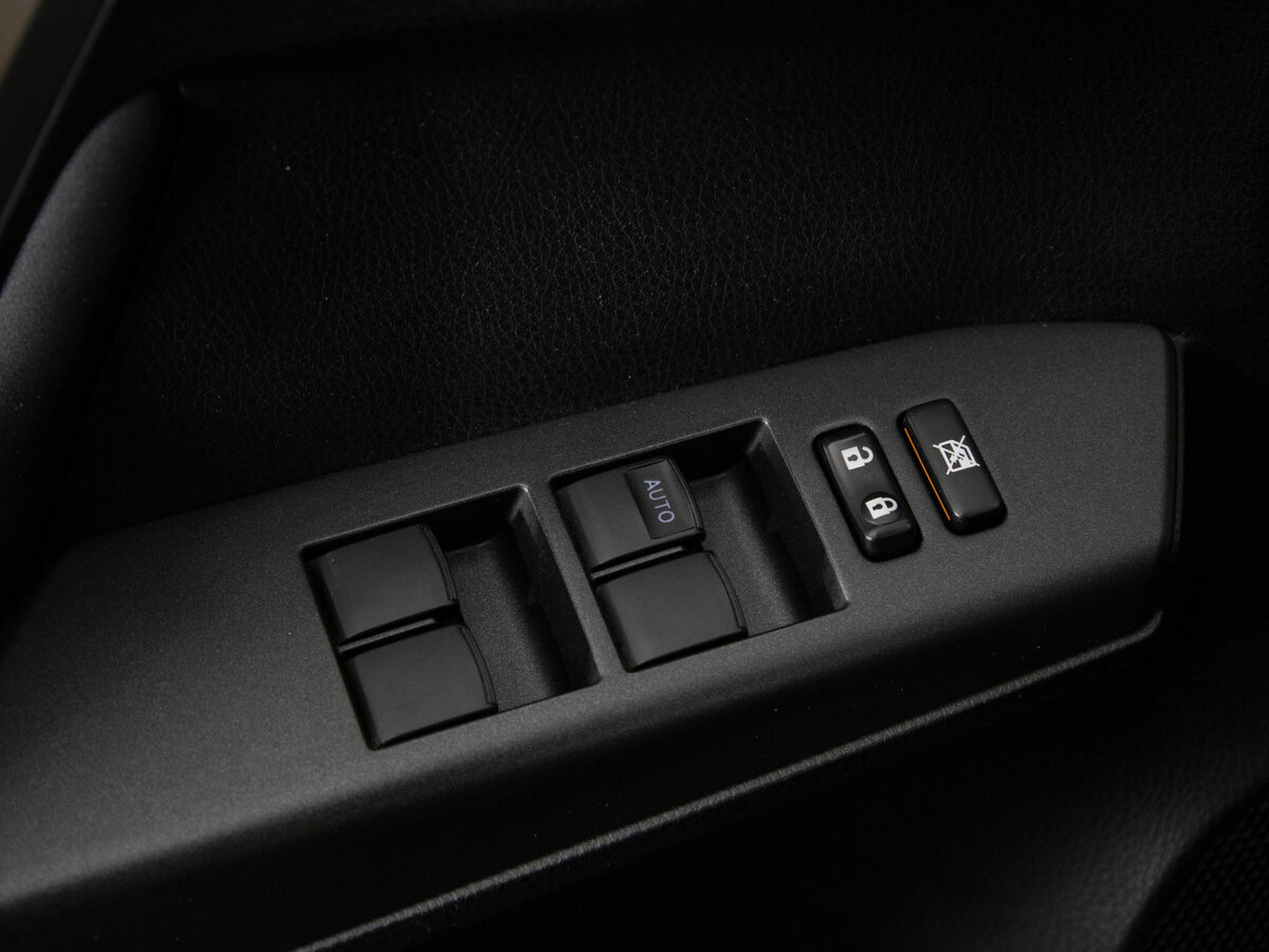 Купить Toyota RAV4, 2019, 97 801 км.. Фото: #12
