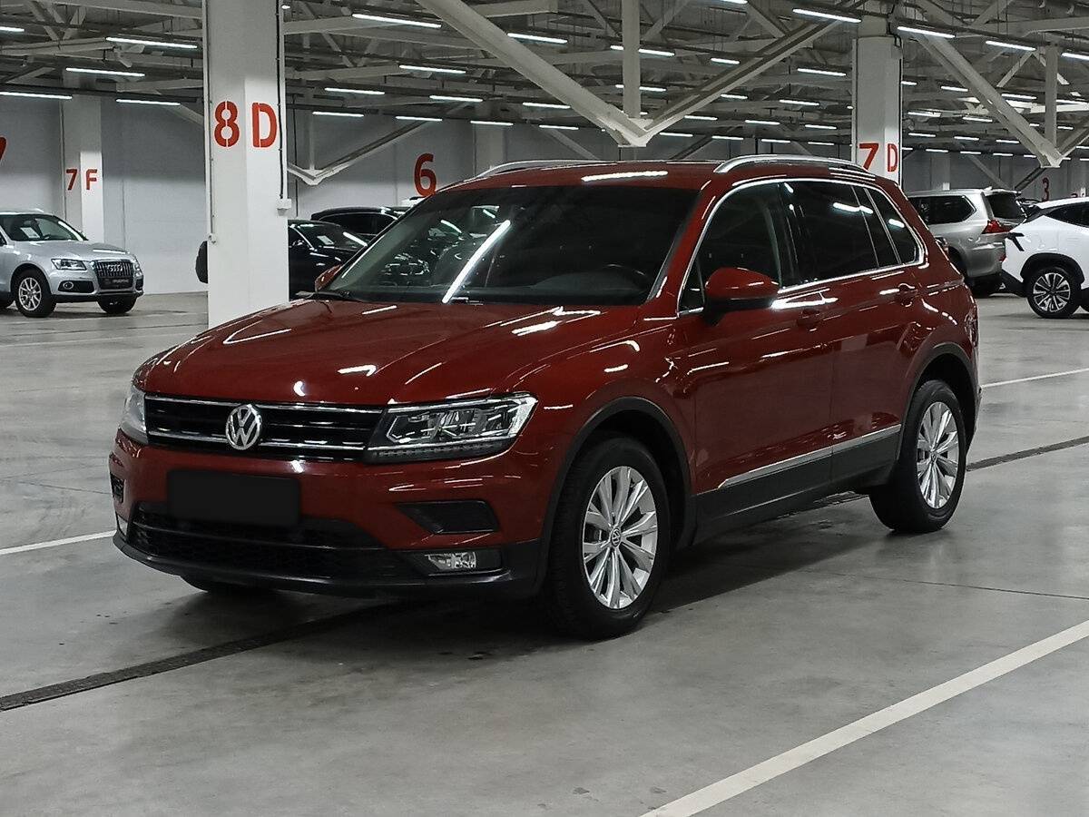 Купить Volkswagen Tiguan, 2018, 182 157 км.. Посмотреть фото