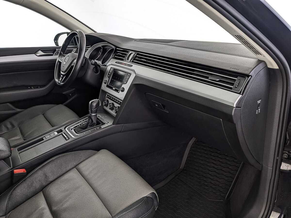 Купить Volkswagen Passat, 2016, 135 253 км.. Фото: #10