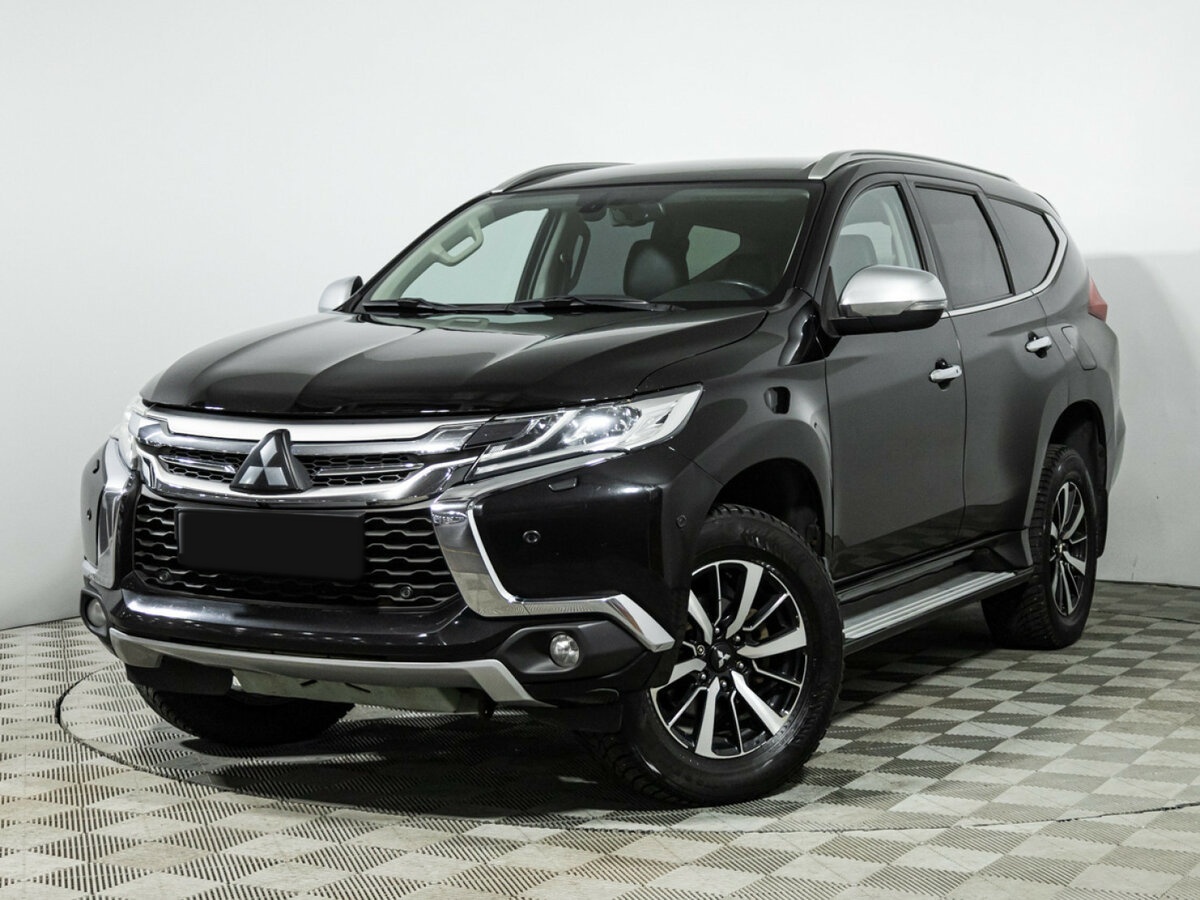 Купить Mitsubishi Pajero Sport, 2017, 233 804 км.. Посмотреть фото