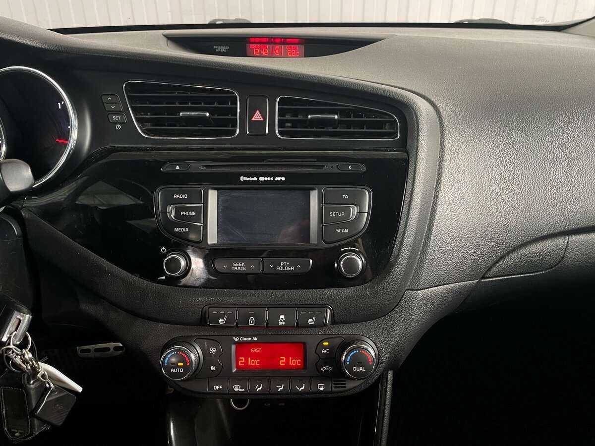Купить Kia Ceed, 2013, 174 972 км.. Фото: #14