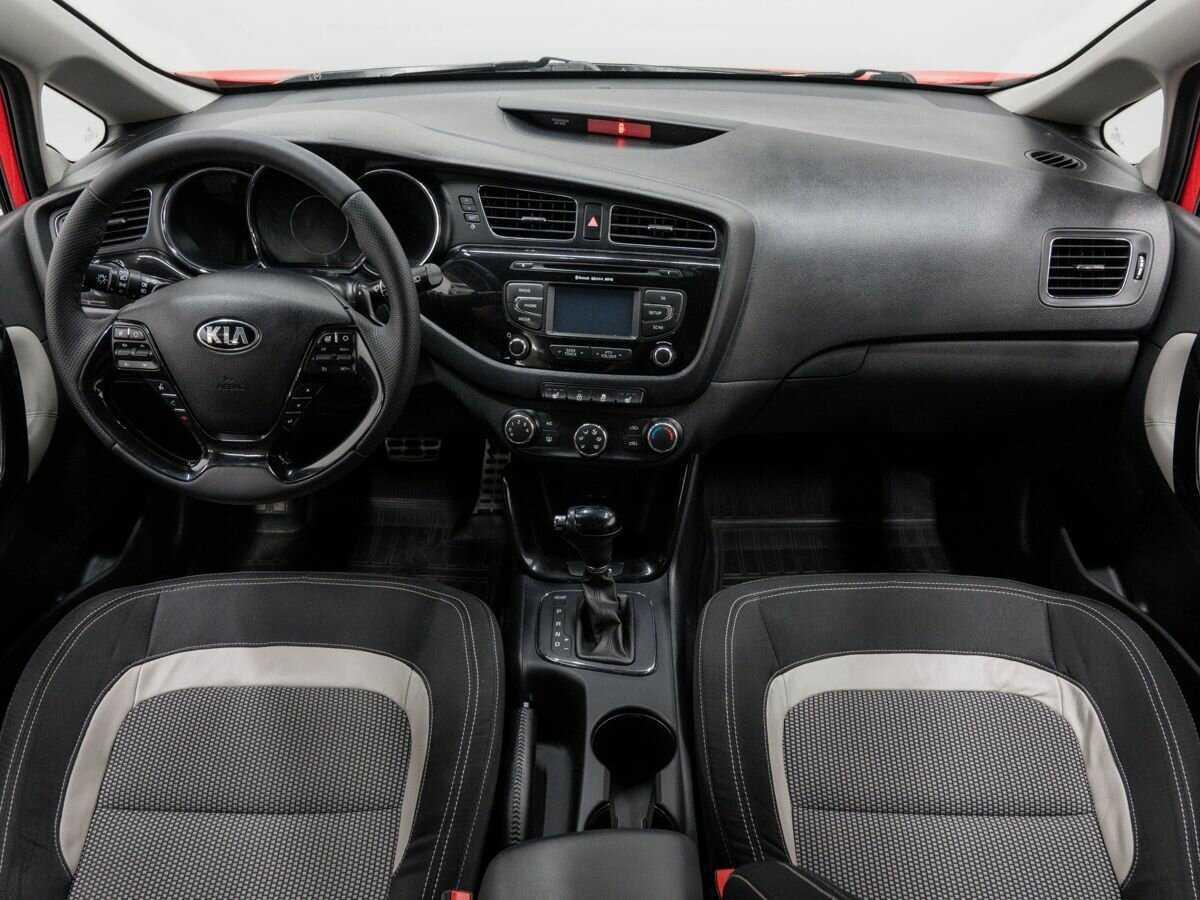 Купить Kia Ceed, 2014, 196 212 км.. Фото: #10