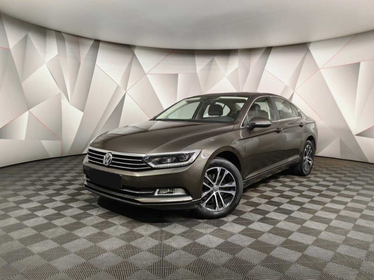 Купить Volkswagen Passat, 2017, 50 341 км.. Посмотреть фото