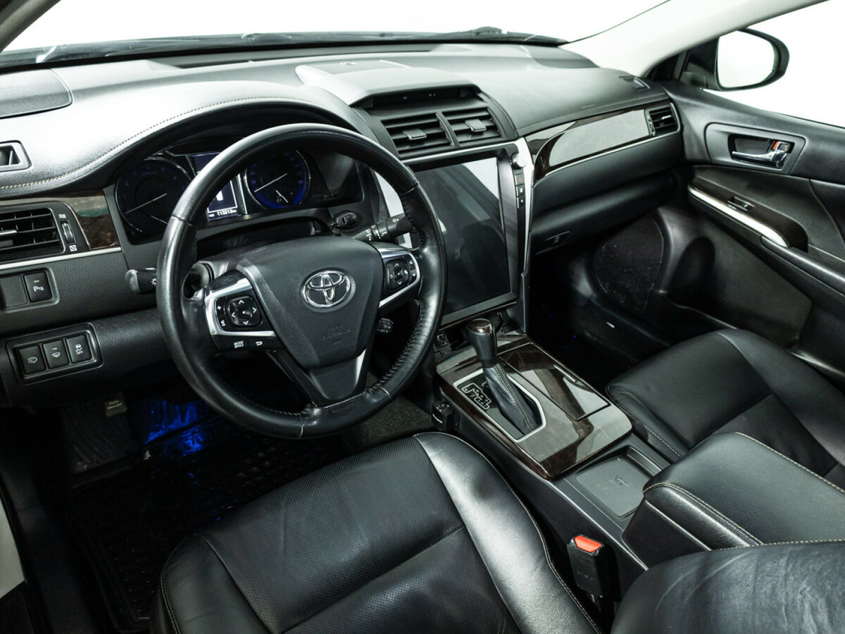Купить Toyota Camry, 2017, 113 210 км.. Фото: #10