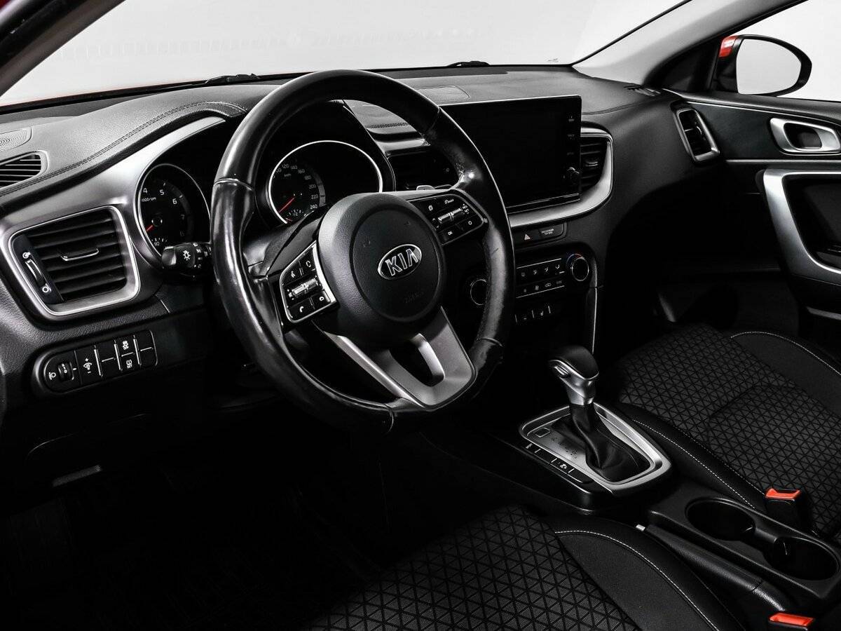 Купить Kia Ceed, 2020, 68 705 км.. Фото: #11