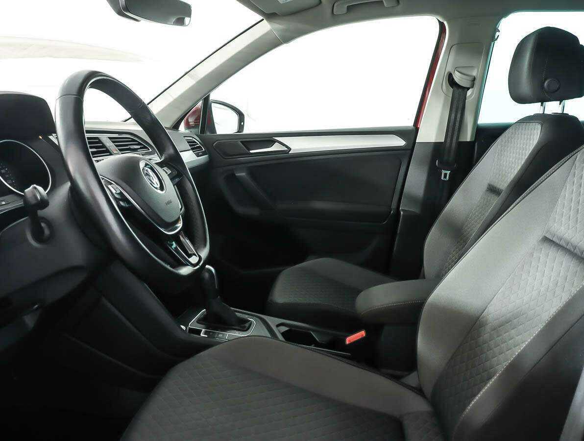 Купить Volkswagen Tiguan, 2019, 80 463 км.. Фото: #6