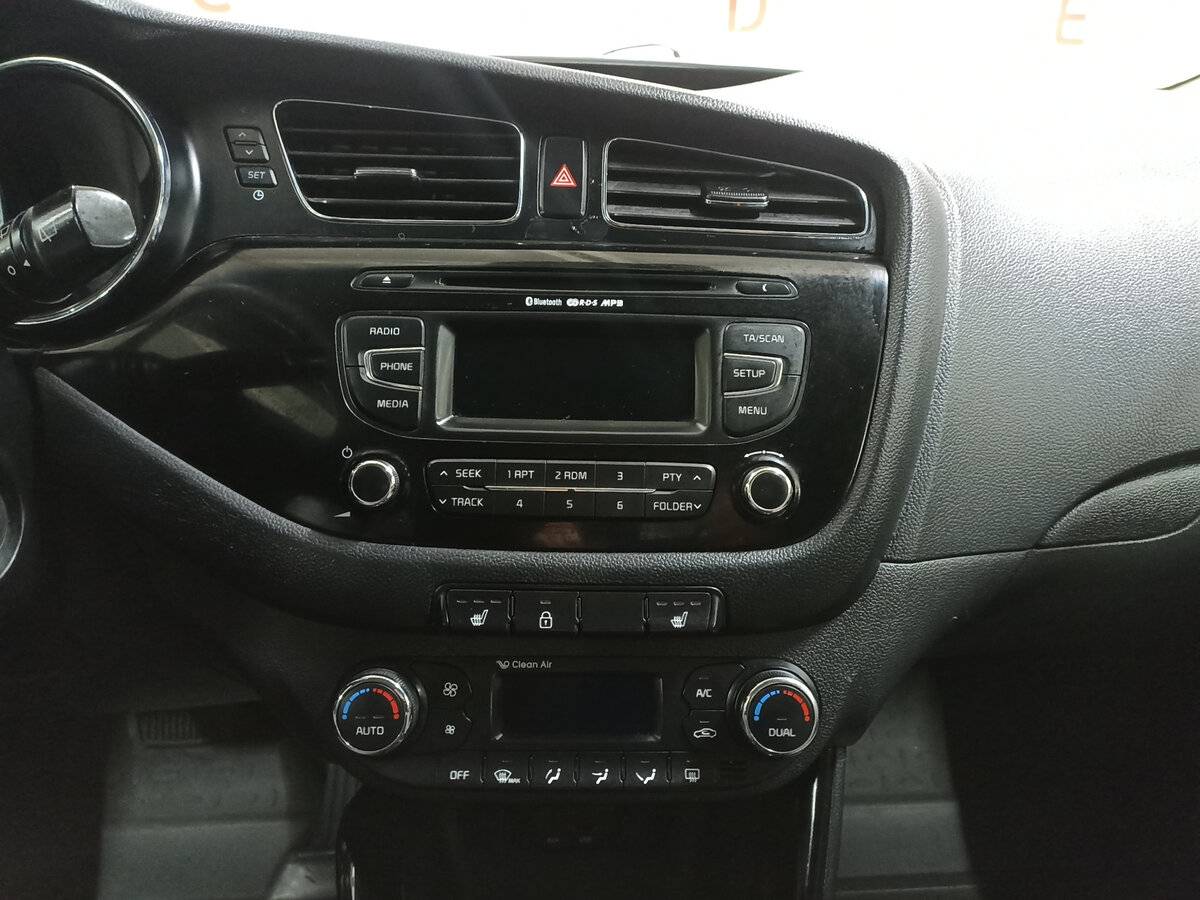 Купить Kia Ceed, 2013, 235 073 км.. Фото: #14