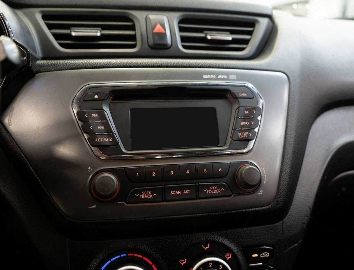Купить Kia Rio, 2012, 286 550 км.. Фото: #10