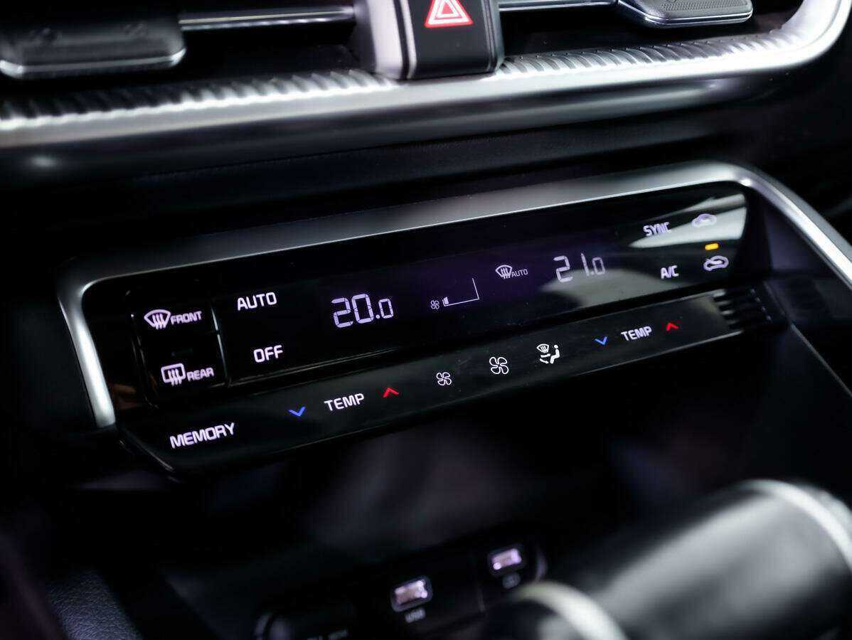 Купить Kia K5, 2020, 120 248 км.. Фото: #12