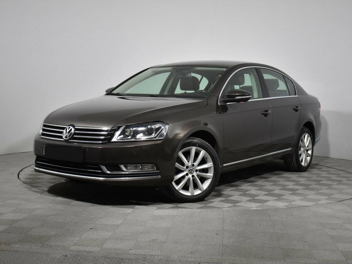 Купить Volkswagen Passat, 2012, 164 658 км.. Посмотреть фото