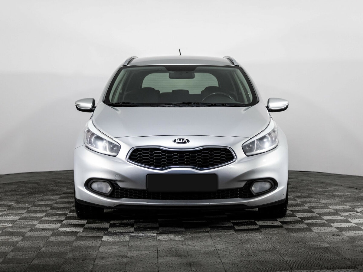 Купить Kia Ceed, 2014, 290 069 км.. Фото: #1
