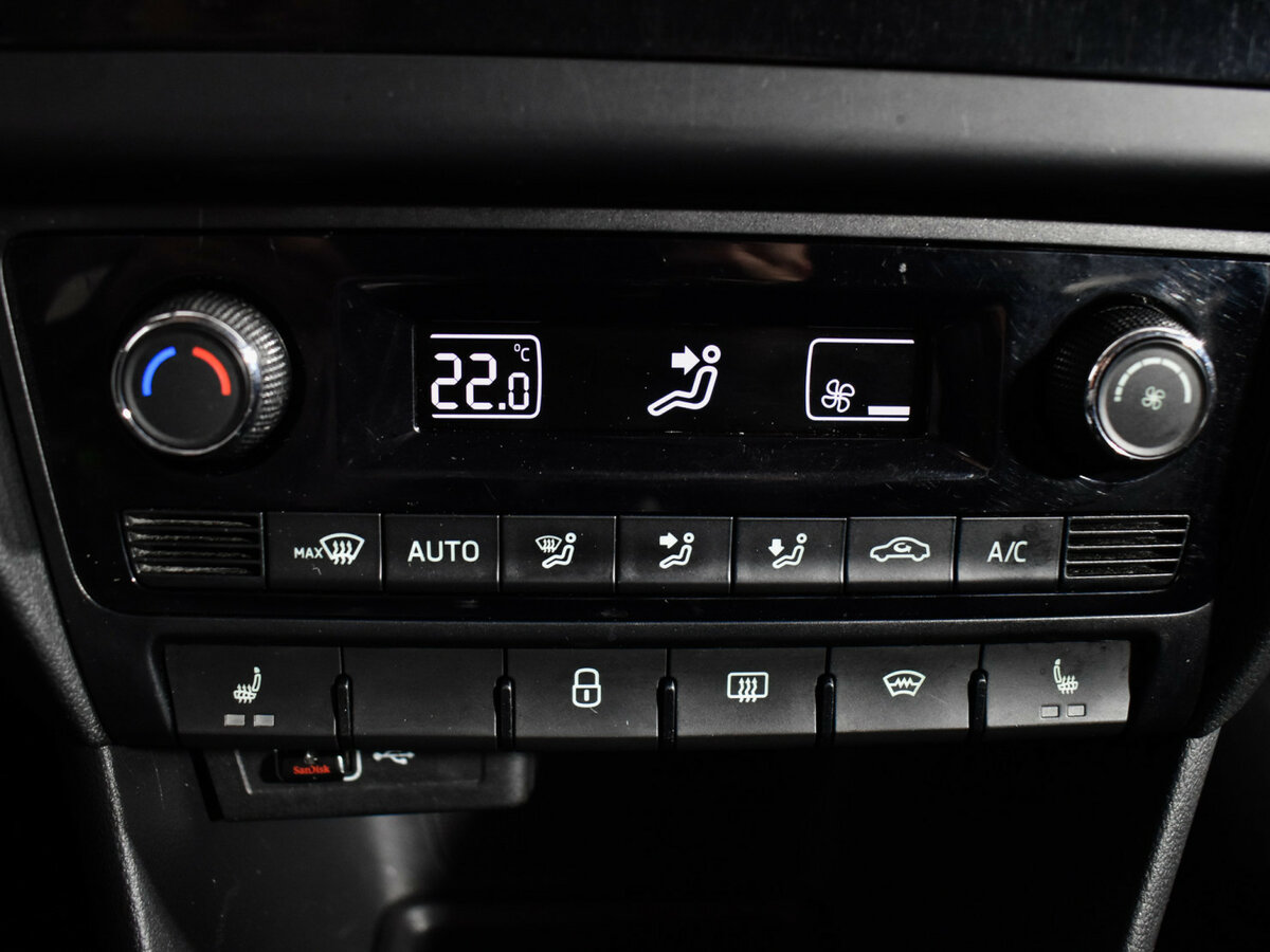 Купить Skoda Rapid, 2019, 189 228 км.. Фото: #15