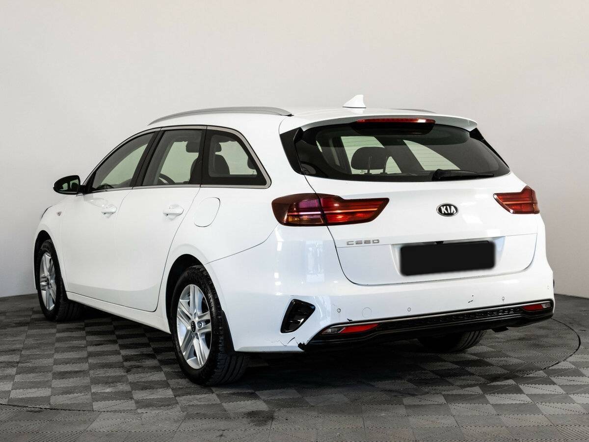 Купить Kia Ceed, 2018, 166 289 км.. Фото: #5