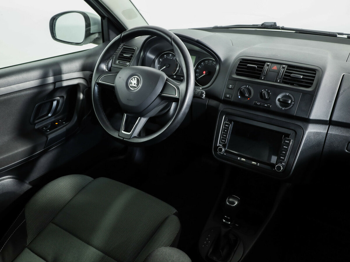 Купить Skoda Fabia, 2014, 99 405 км.. Фото: #6