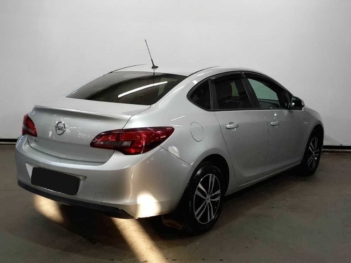 Купить Opel Astra, 2012, 181 509 км.. Фото: #4
