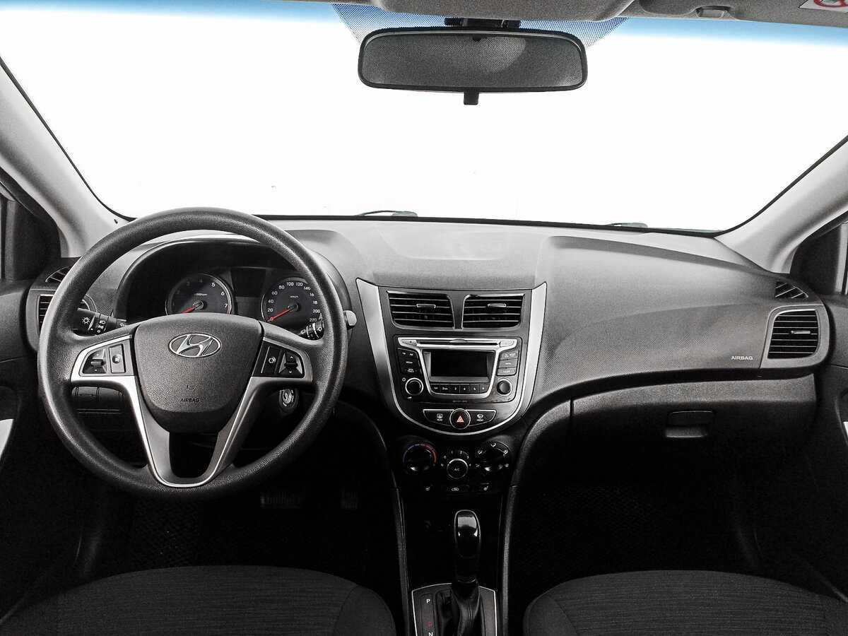 Купить Hyundai Solaris, 2015, 62 669 км.. Фото: #9