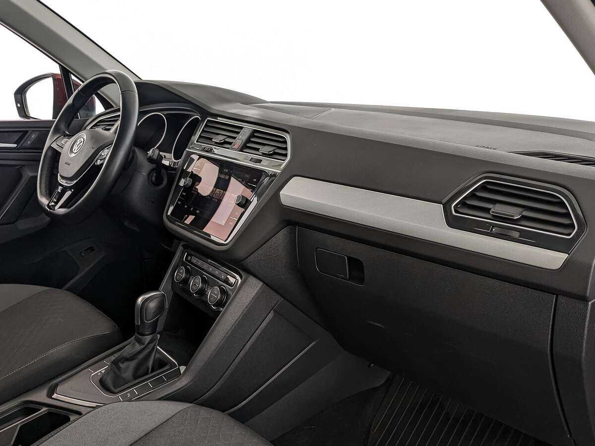 Купить Volkswagen Tiguan, 2020, 112 136 км.. Фото: #8
