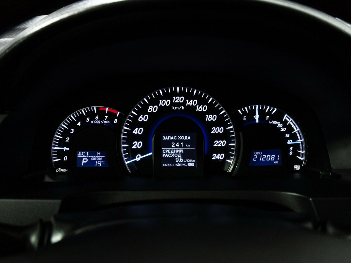 Купить Toyota Camry, 2012, 212 000 км.. Фото: #11