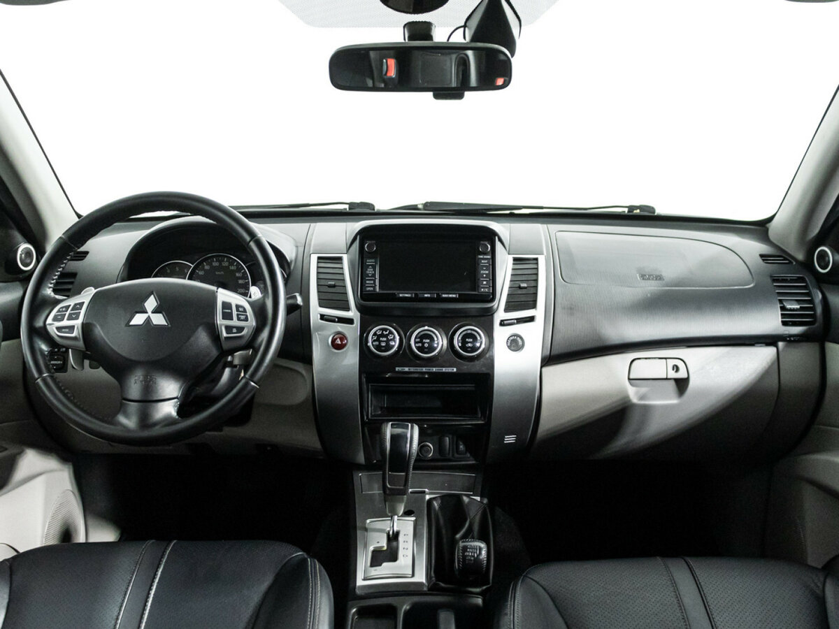 Купить Mitsubishi Pajero Sport, 2013, 230 570 км.. Фото: #10