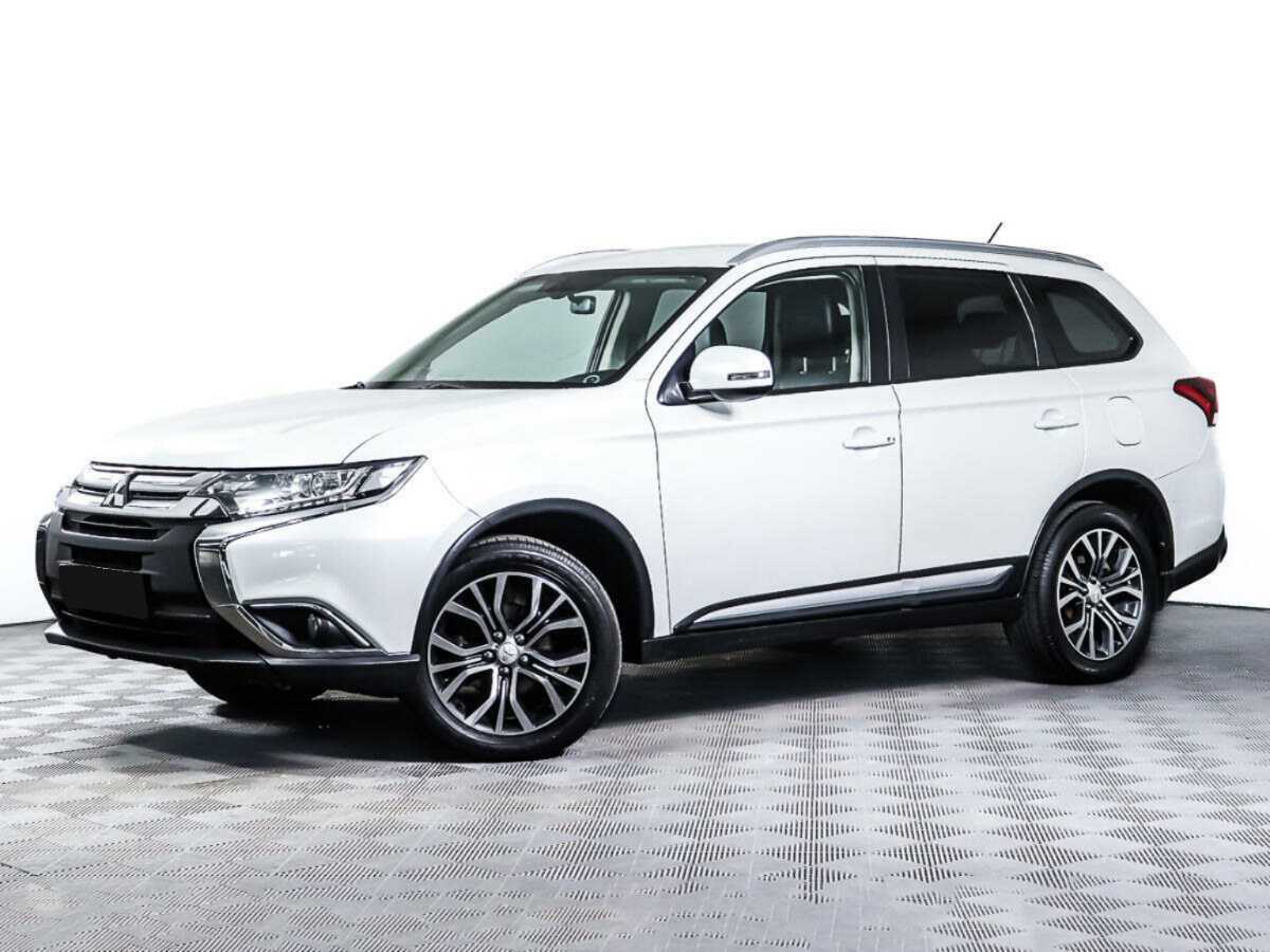 Купить Mitsubishi Outlander, 2015, 102 274 км.. Посмотреть фото