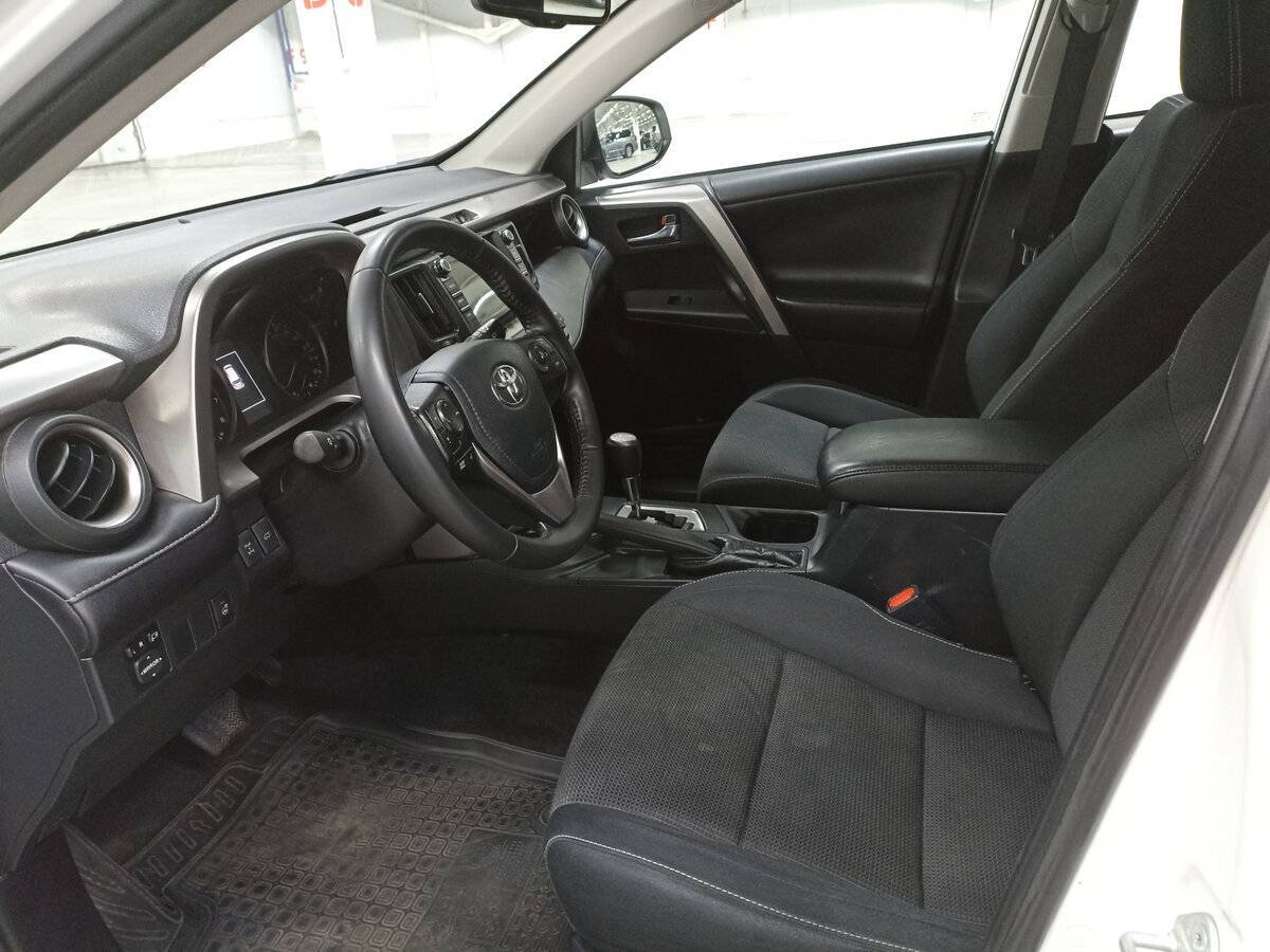 Купить Toyota RAV4, 2017, 209 526 км.. Фото: #15