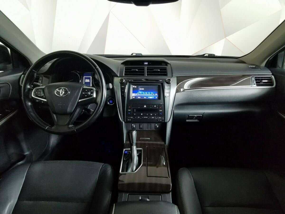 Купить Toyota Camry, 2017, 121 221 км.. Фото: #9
