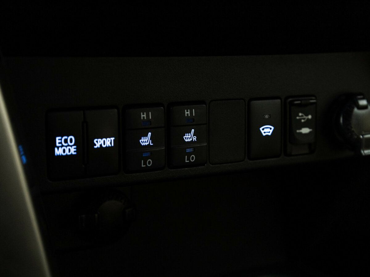 Купить Toyota RAV4, 2017, 161 710 км.. Фото: #17
