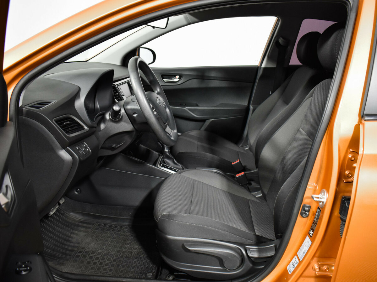 Купить Hyundai Solaris, 2017, 87 427 км.. Фото: #9