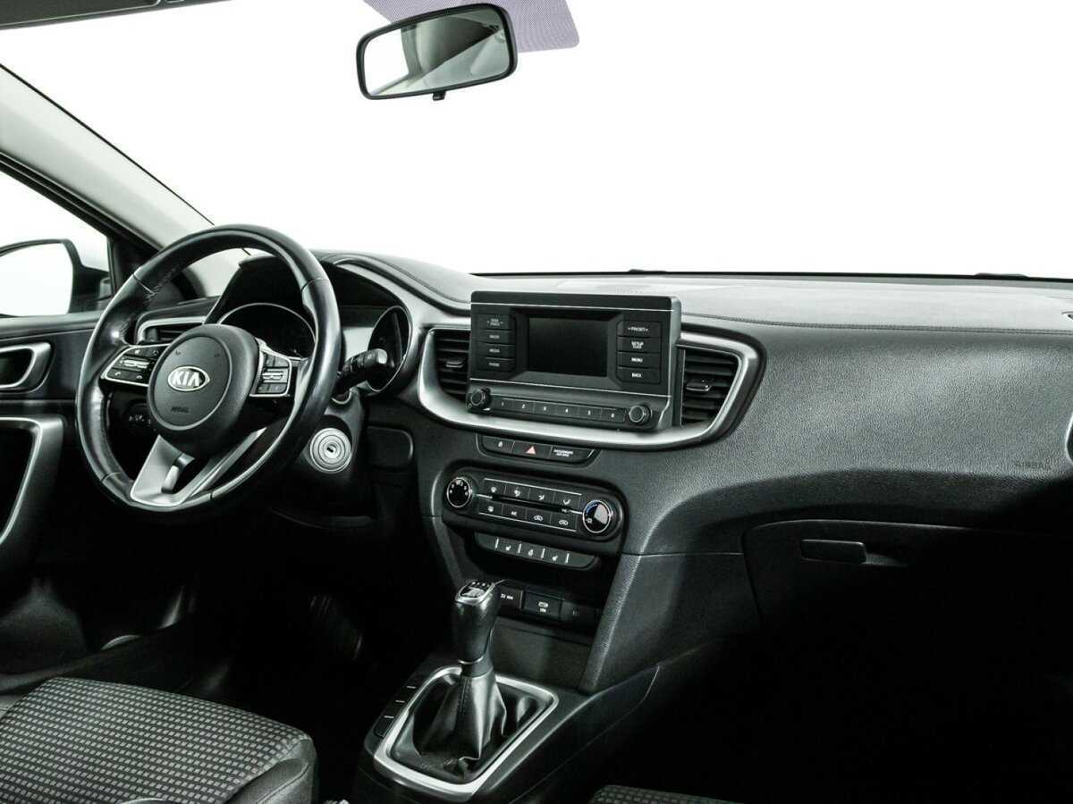 Купить Kia Ceed, 2020, 102 465 км.. Фото: #9