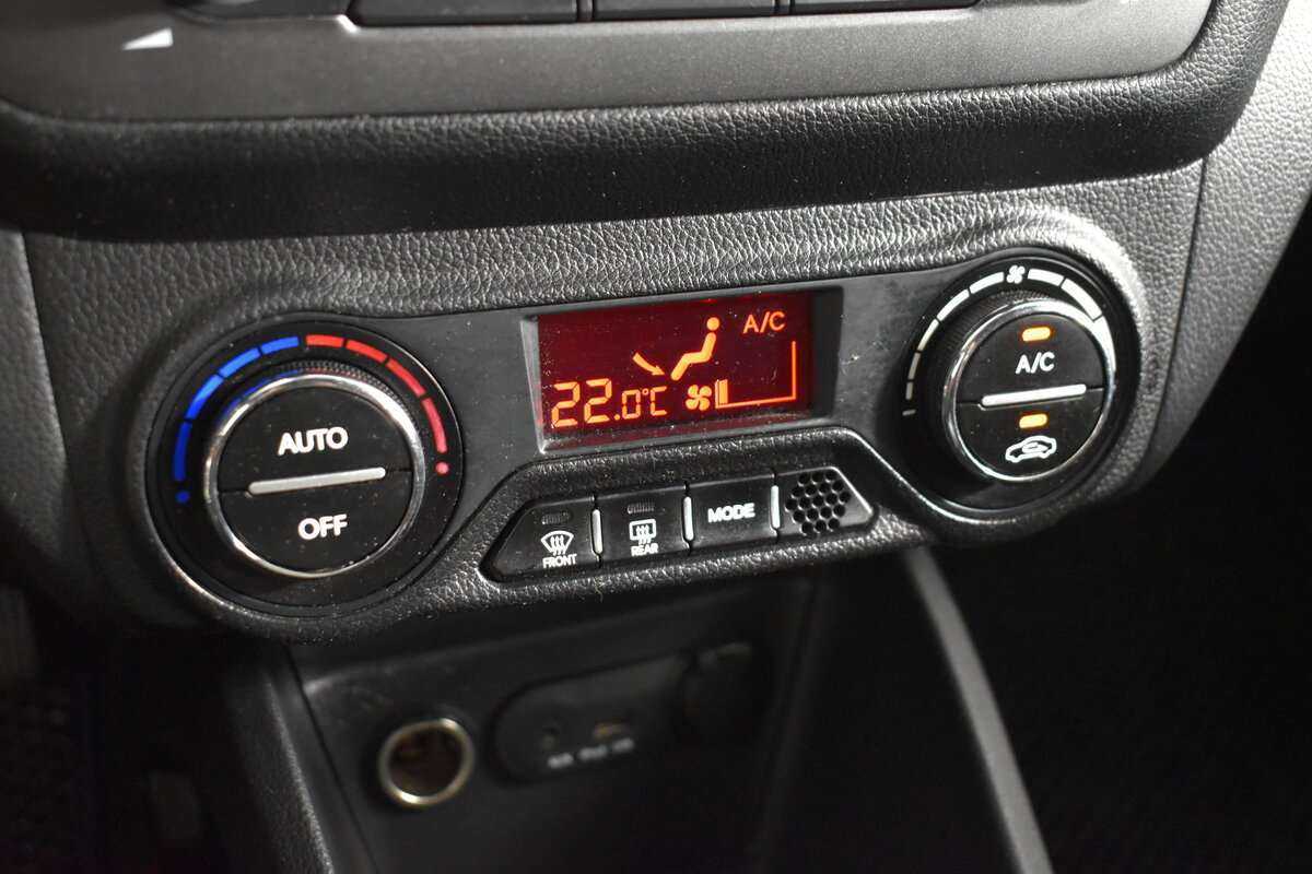Купить Kia Rio, 2013, 162 675 км.. Фото: #13